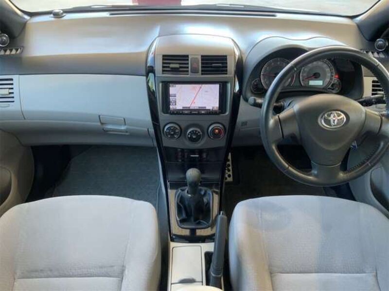 COROLLA AXIO