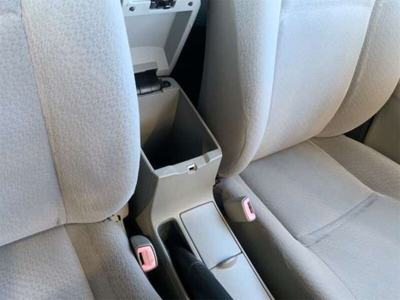 COROLLA AXIO