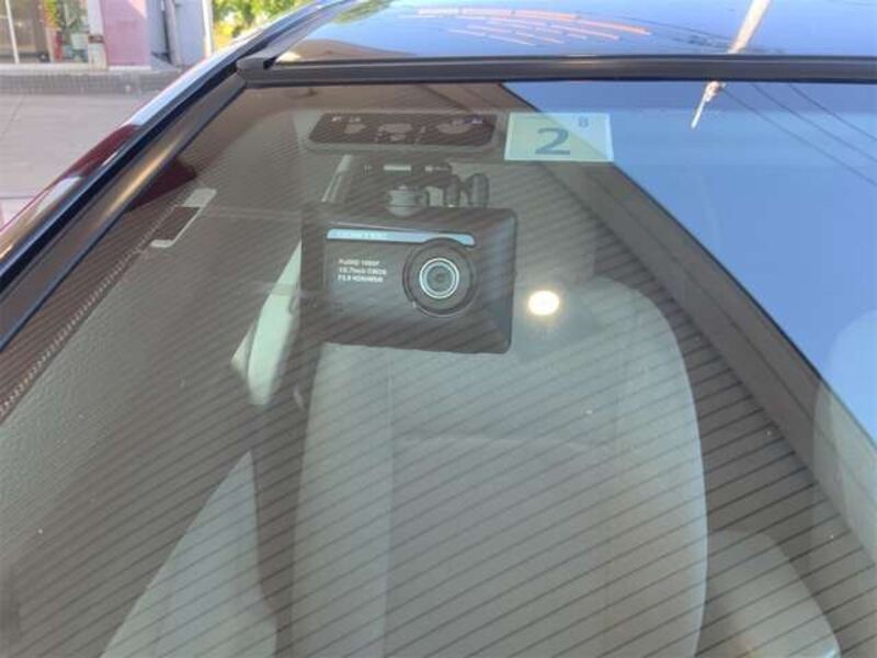 COROLLA AXIO