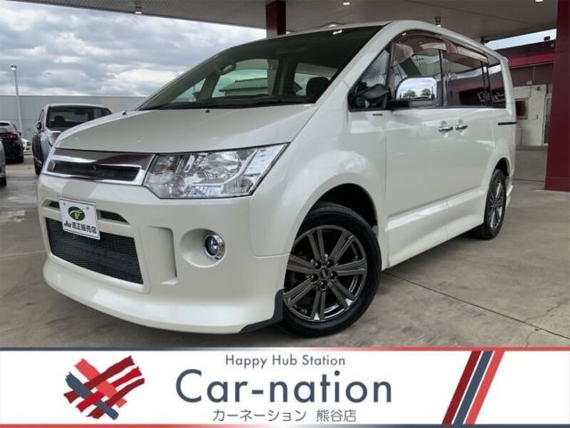 MITSUBISHI DELICA D5