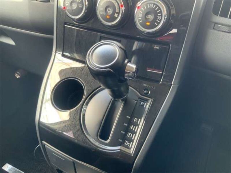 DELICA D5