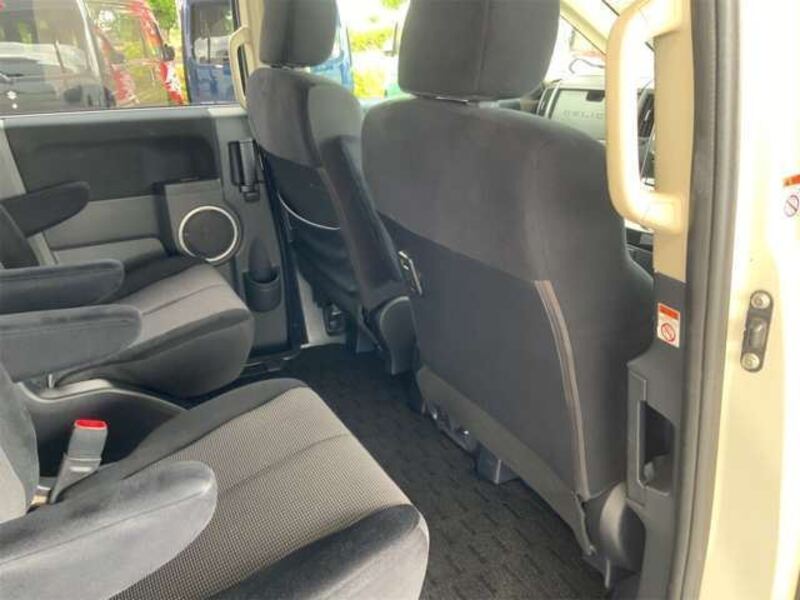 DELICA D5