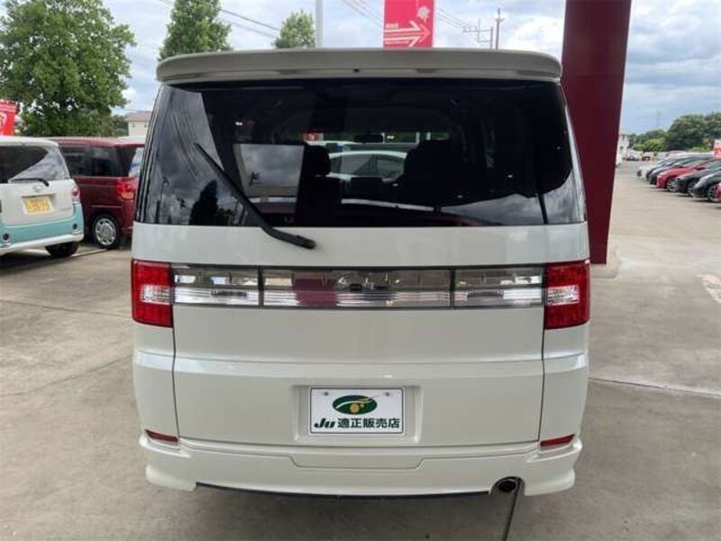 DELICA D5