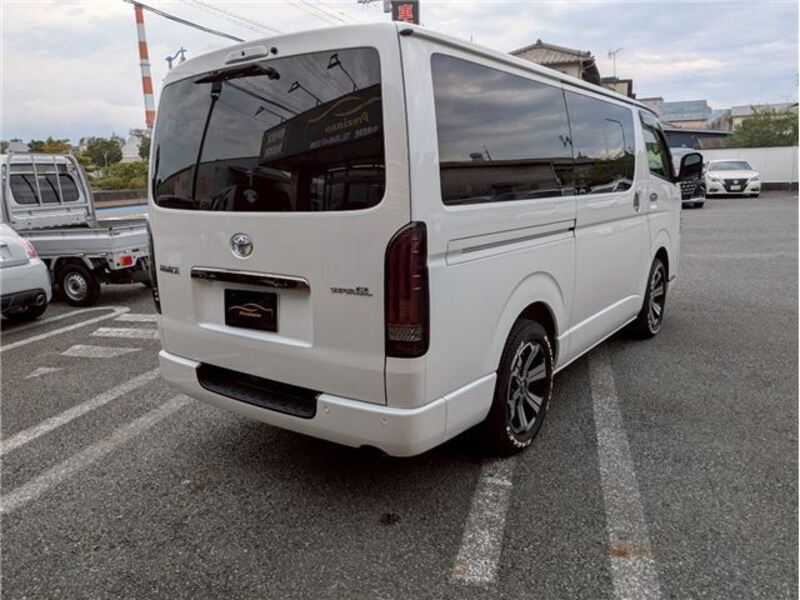 HIACE