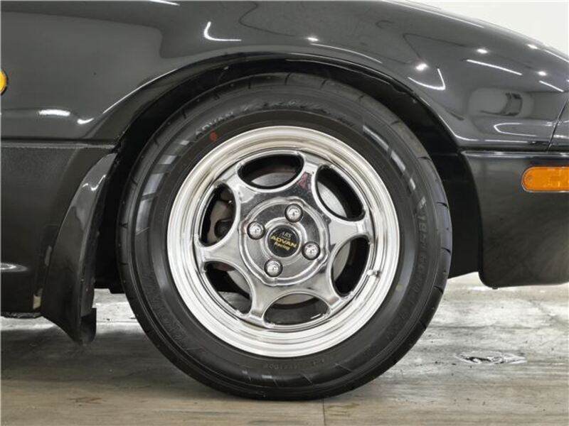 EUNOS ROADSTER