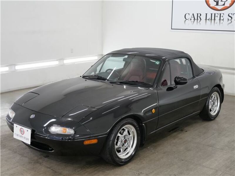 EUNOS ROADSTER