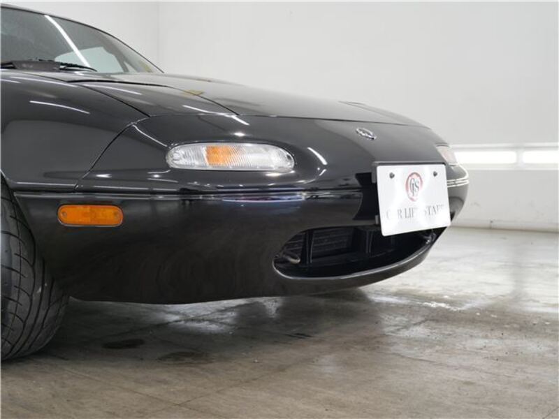 EUNOS ROADSTER
