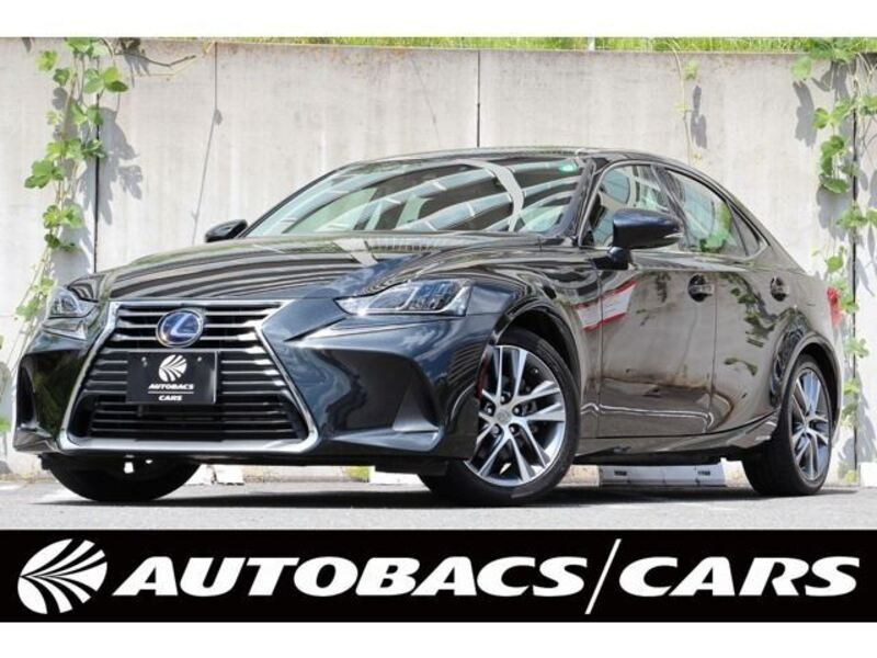 LEXUS IS