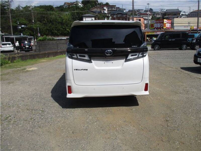 VELLFIRE