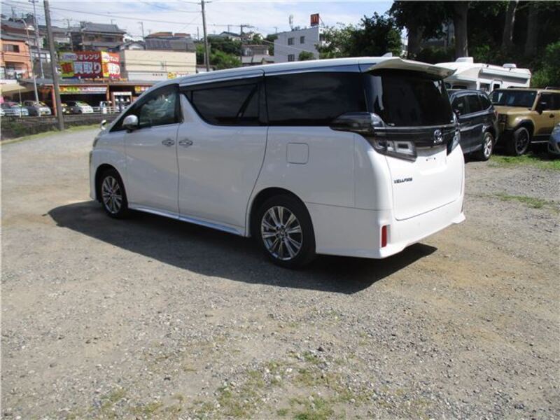 VELLFIRE