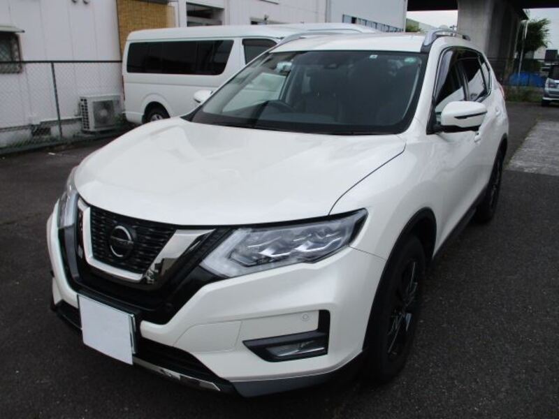 X-TRAIL