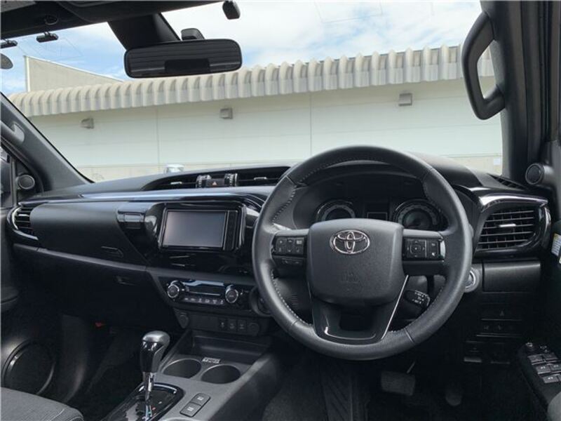 HILUX