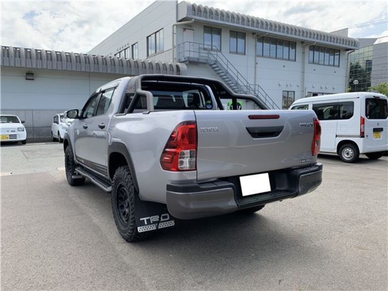 HILUX