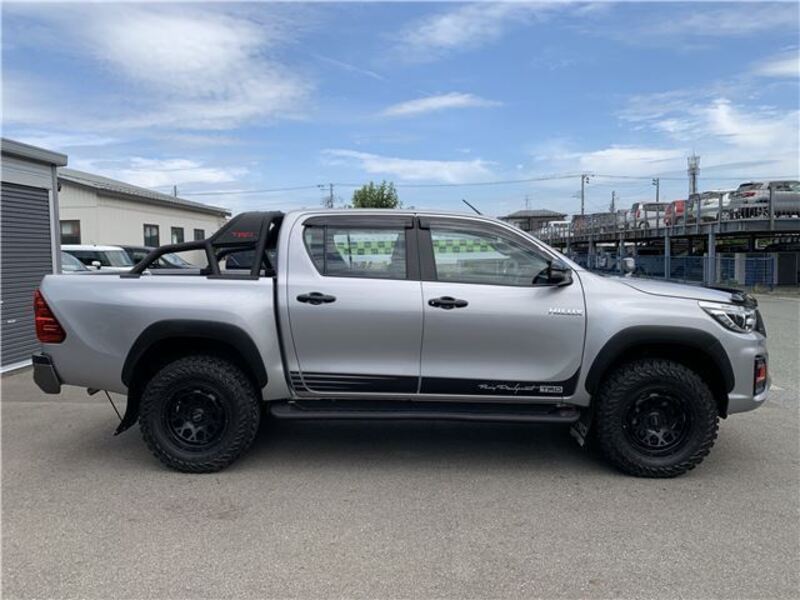 HILUX