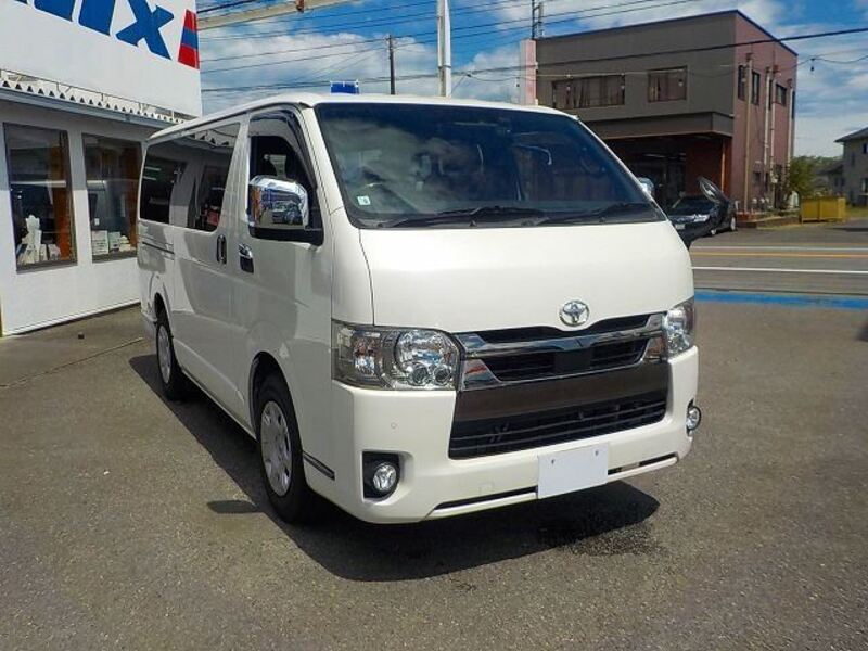 HIACE VAN