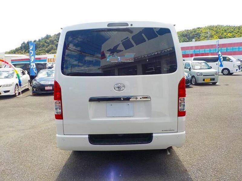 HIACE VAN