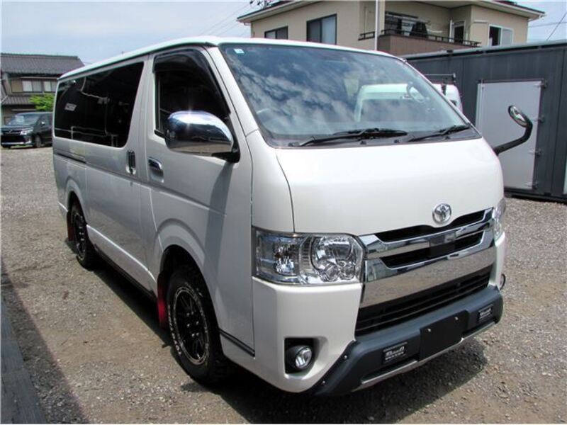 HIACE VAN