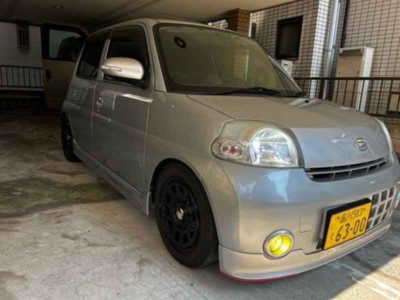 DAIHATSU ESSE