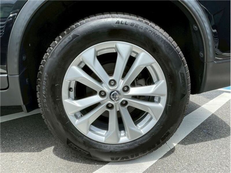 X-TRAIL