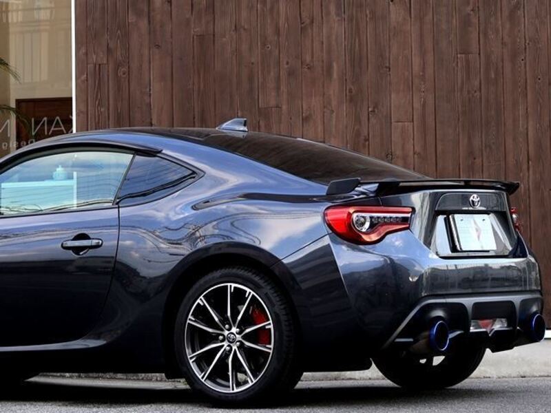 86