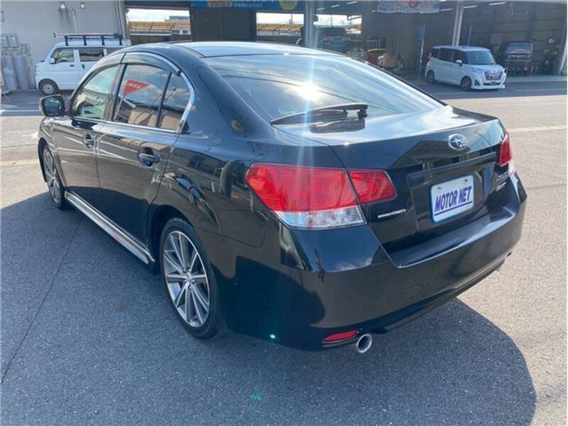 LEGACY B4
