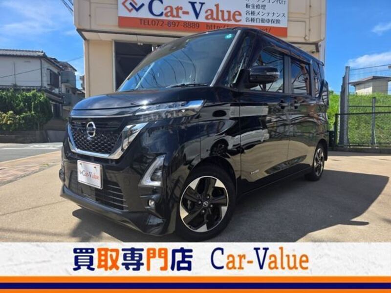 NISSAN ROOX
