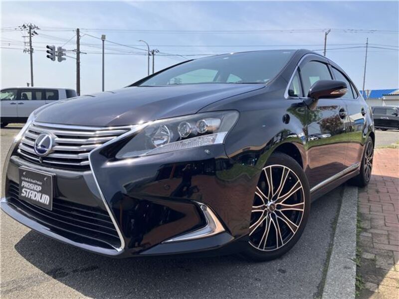 LEXUS HS