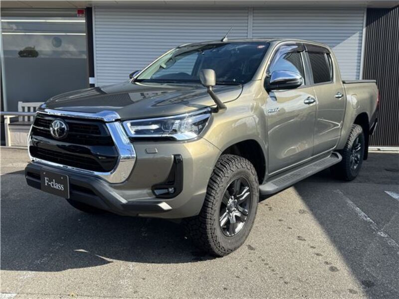 TOYOTA HILUX