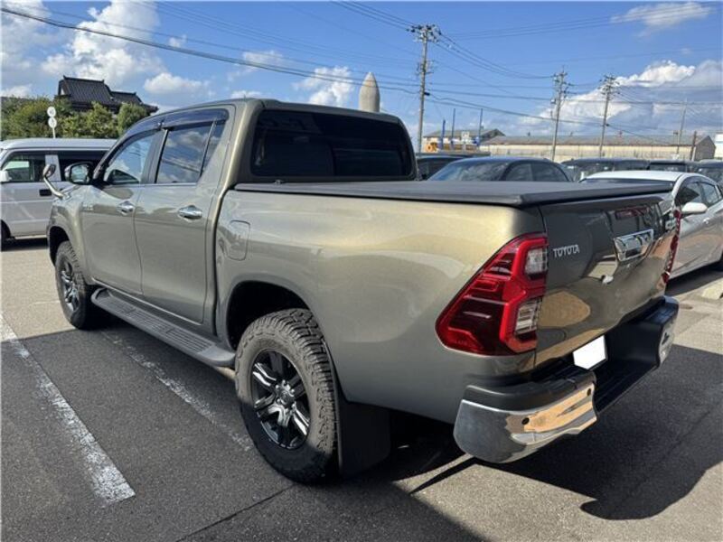 HILUX
