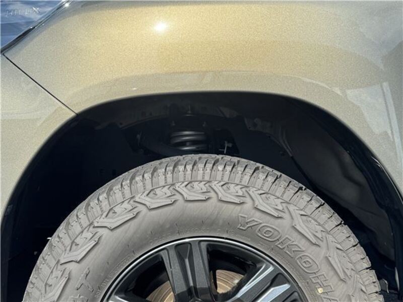 HILUX