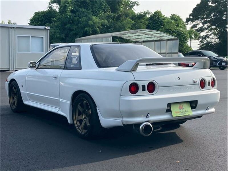 SKYLINE