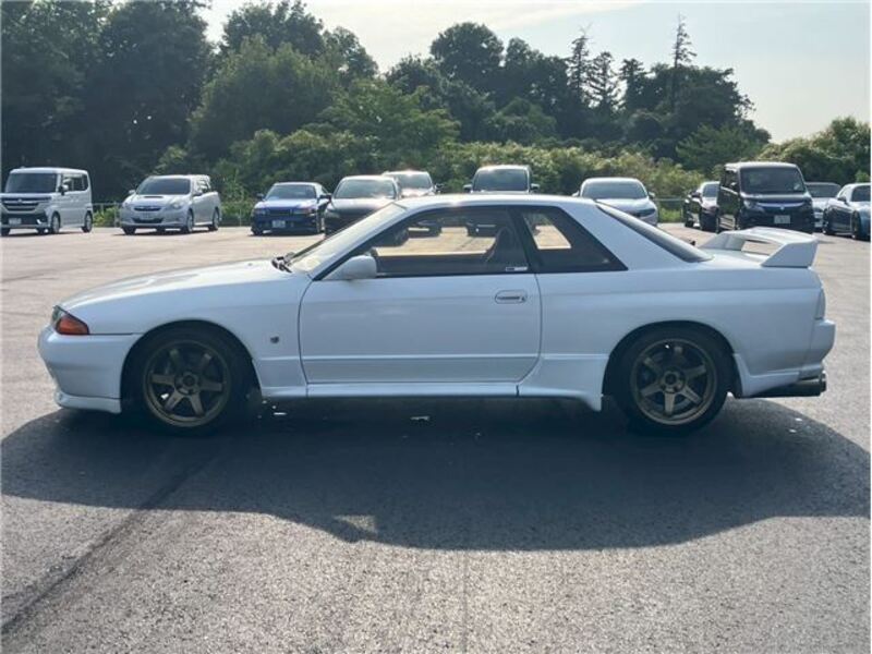 SKYLINE