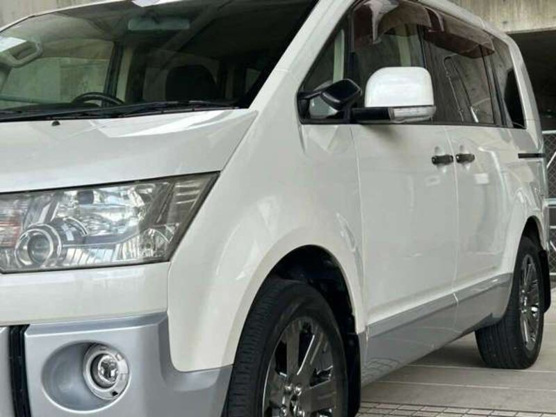 DELICA D5