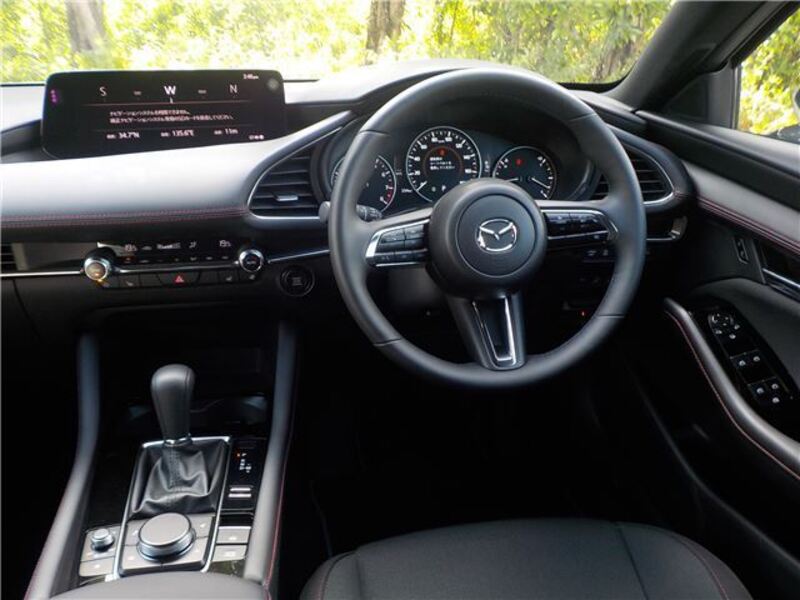 MAZDA3