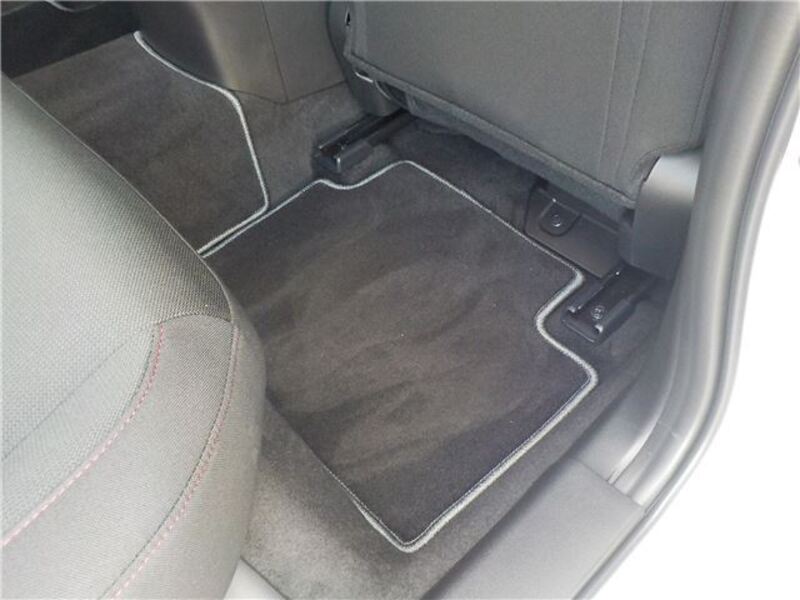 MAZDA3