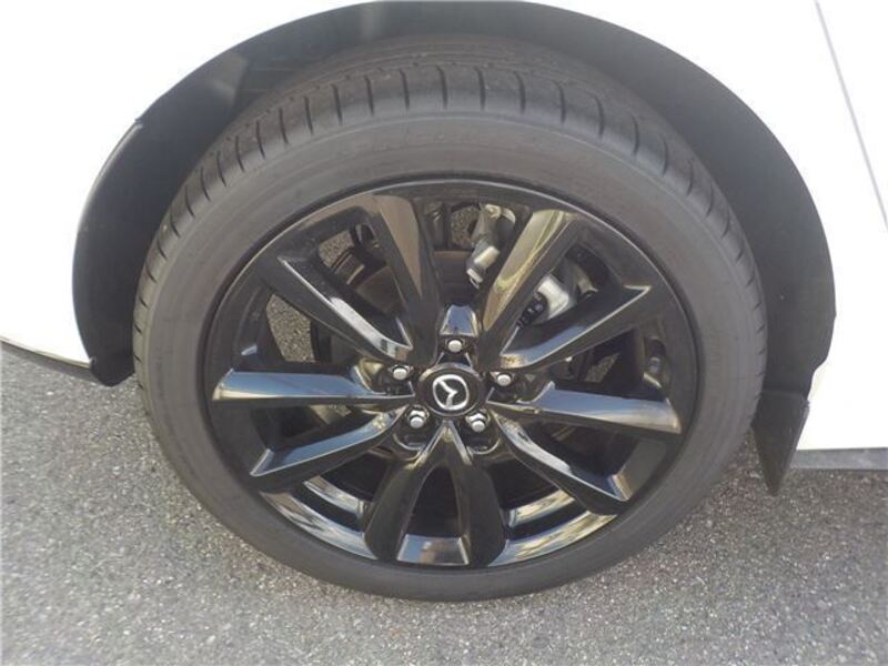 MAZDA3