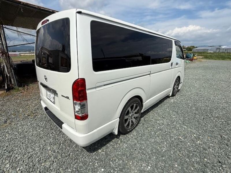 HIACE