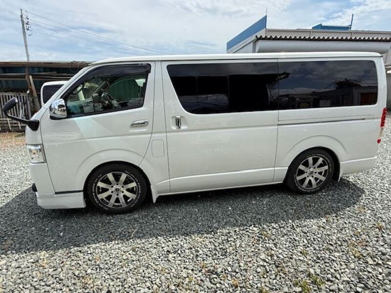 HIACE