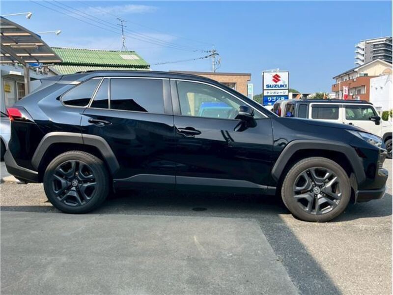 RAV4