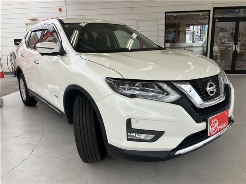 X-TRAIL