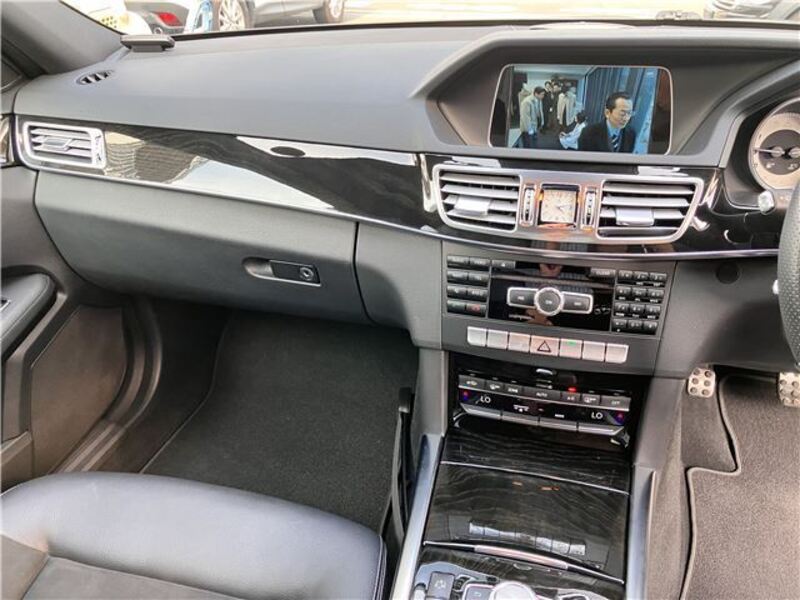 E-CLASS