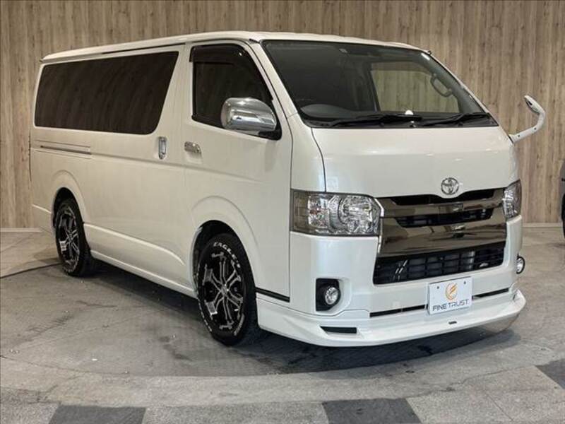 HIACE VAN