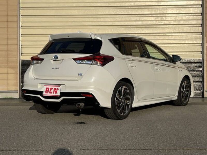 AURIS HYBRID