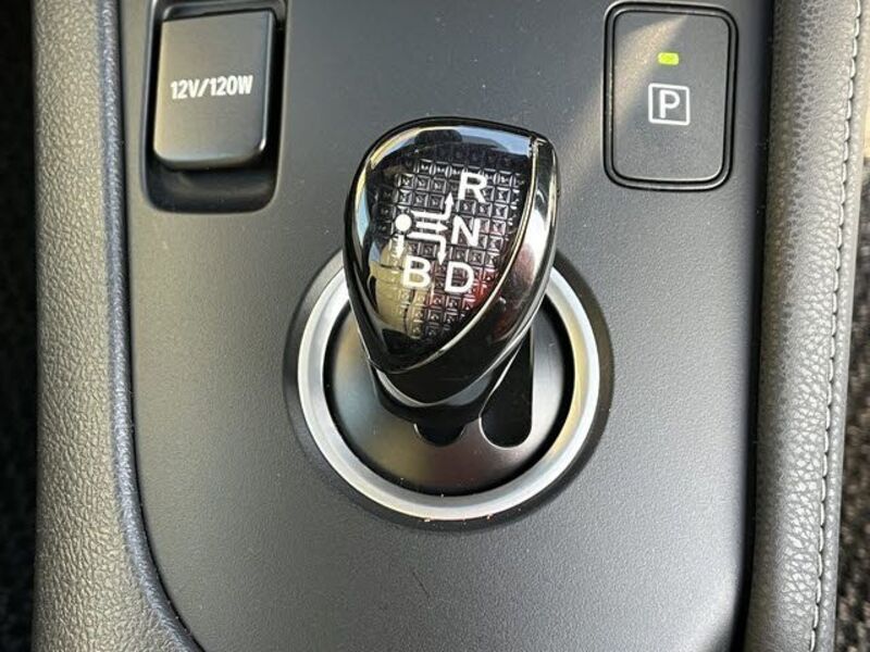 AURIS HYBRID