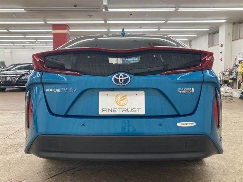 PRIUS PHV