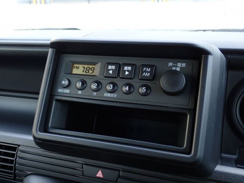 N-VAN