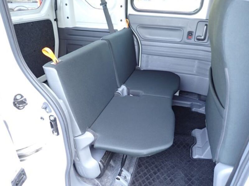 N-VAN