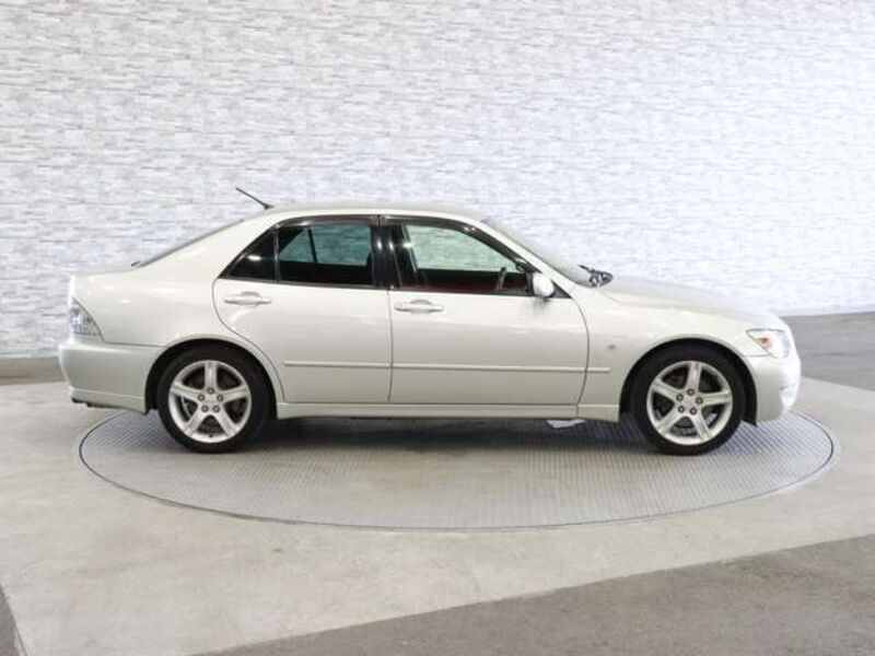 ALTEZZA