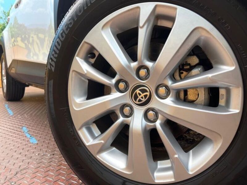 YARIS CROSS