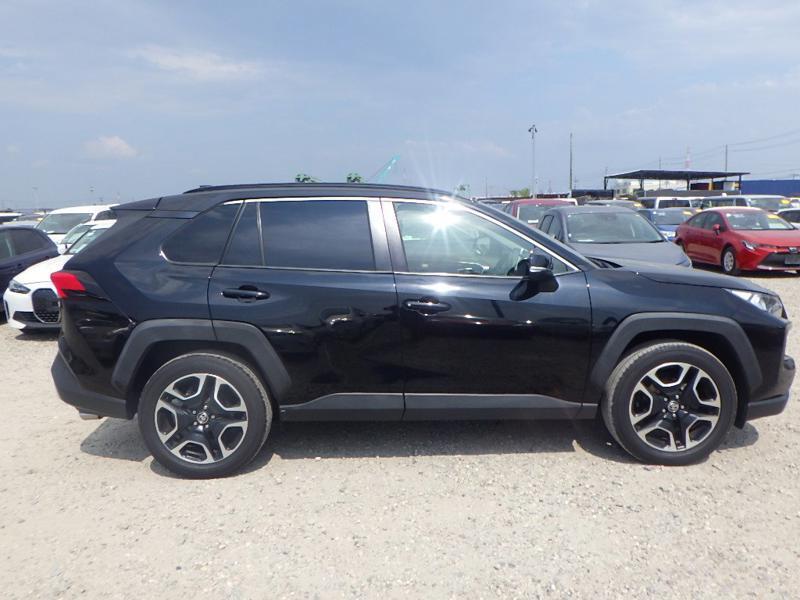 RAV4